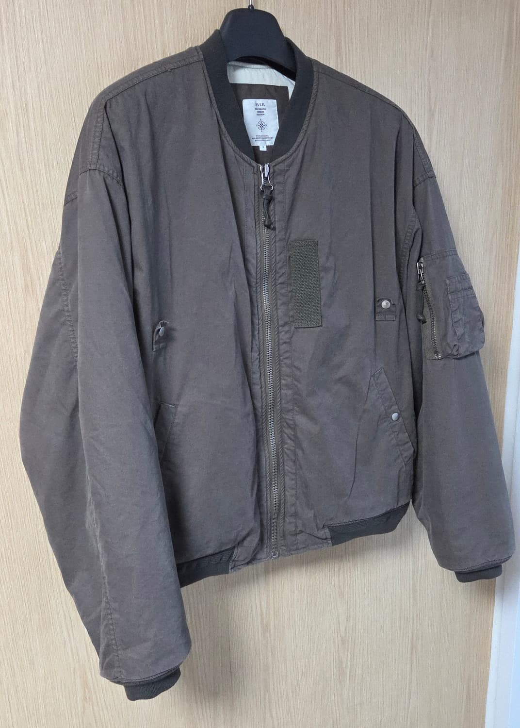 25fw 엔벨로프 노캐스터 ma-1 머드 올리브 상품이미지3