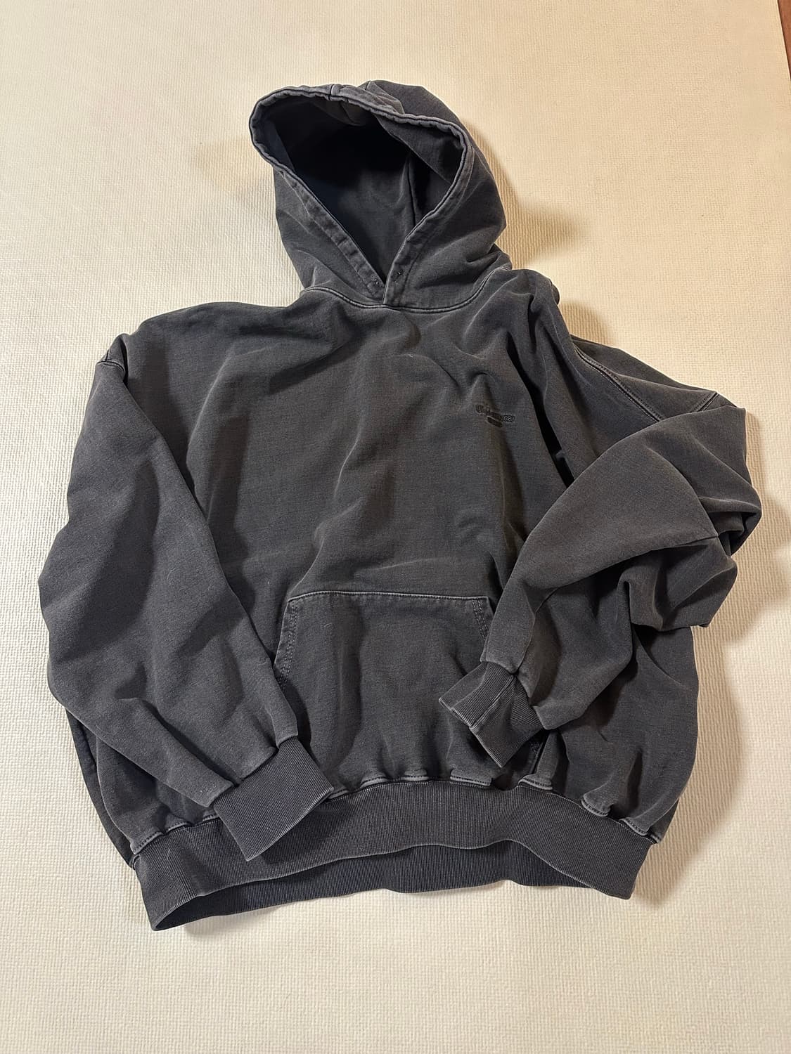 1) 언더마이카 무 Mu.08 그레이 피그먼트 후드티 상품이미지2