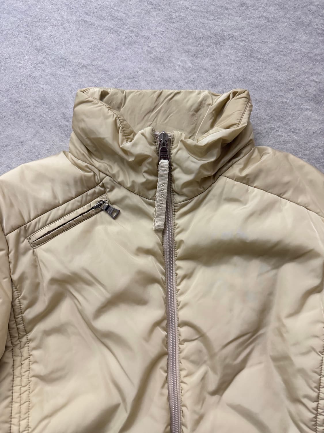 00‘s 프라다 나일론 후드 점퍼자켓 상품이미지5