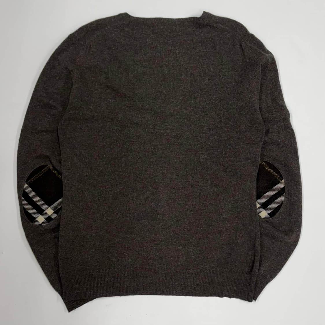 버버리 암패치 체크 걸즈 울 브이넥 니트(M) 상품이미지3