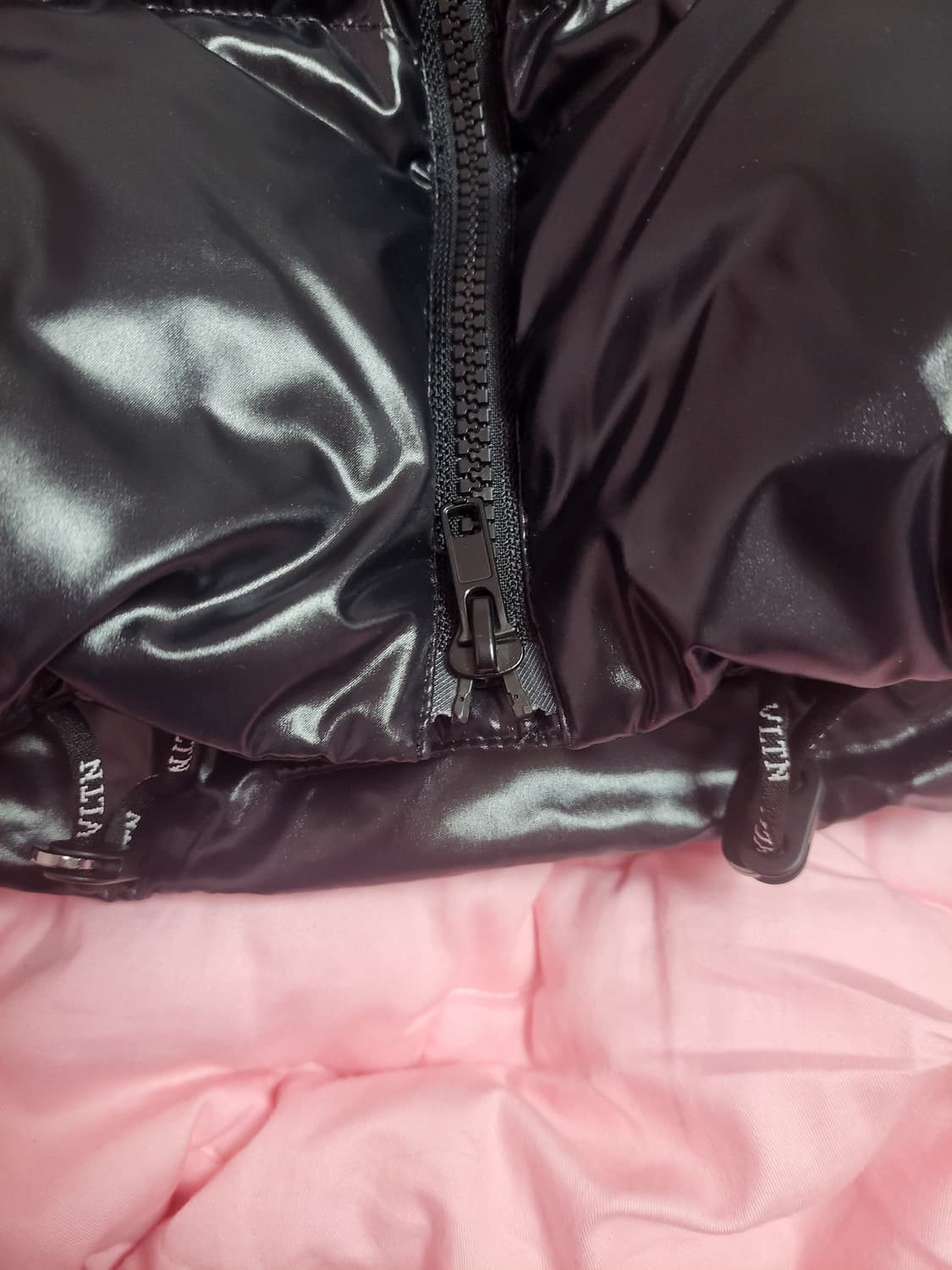 정품)급처미사용새상품!발렌티노 거위털 구스다운 패딩 점퍼매장가300만원대 상품이미지10