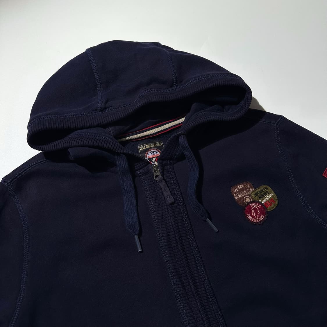 나파피리 패치 후드집업 네이비 상품이미지3