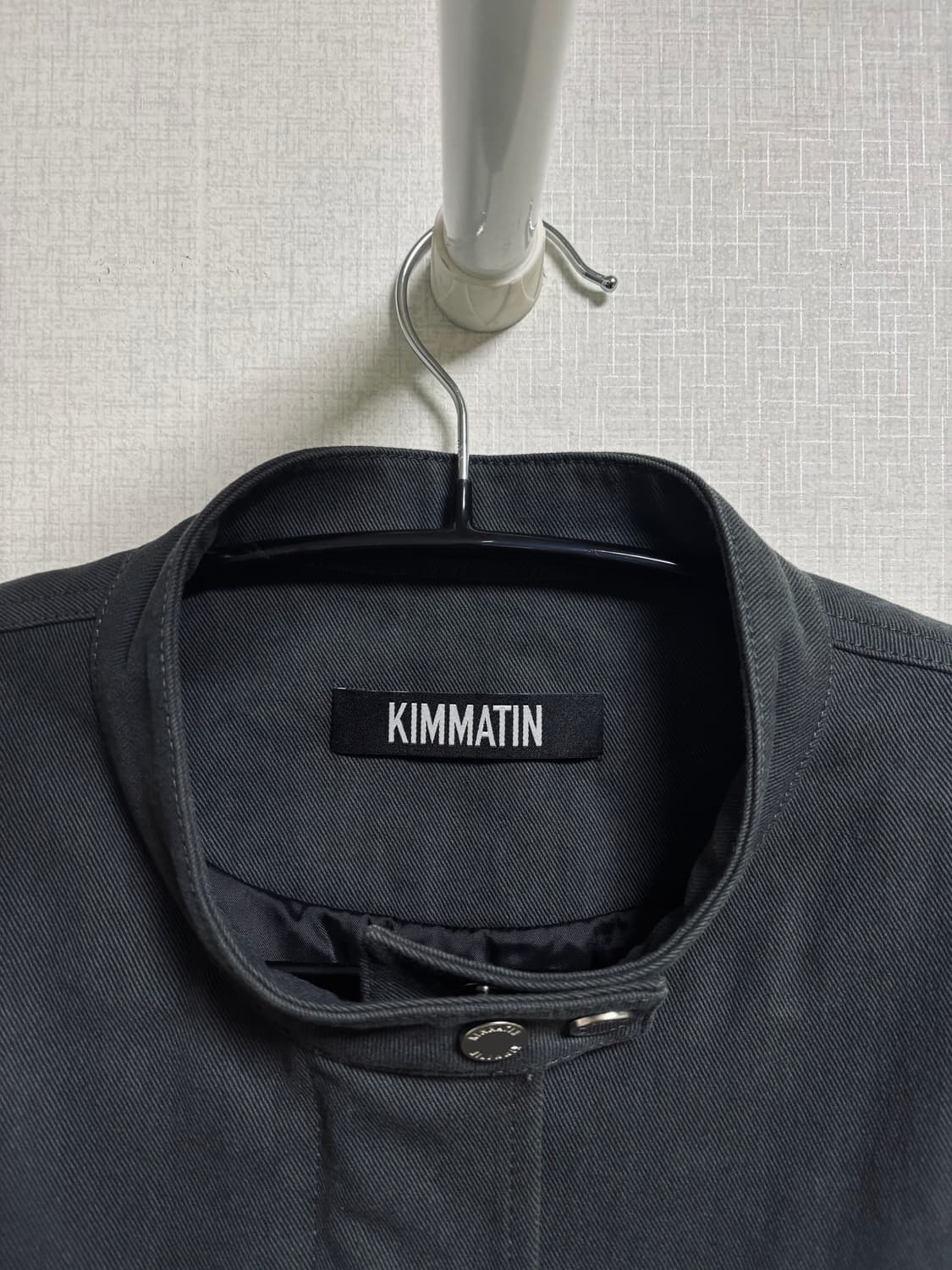 마뗑킴 하이엔드 라인 KIMMATIN 블랙 크롭 스탠드넥 자켓 상품이미지3