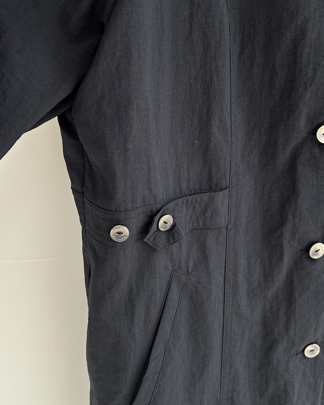 Harpers Bigot 밑단 맞주름 윈드브레이커 롱 자켓 상품이미지5