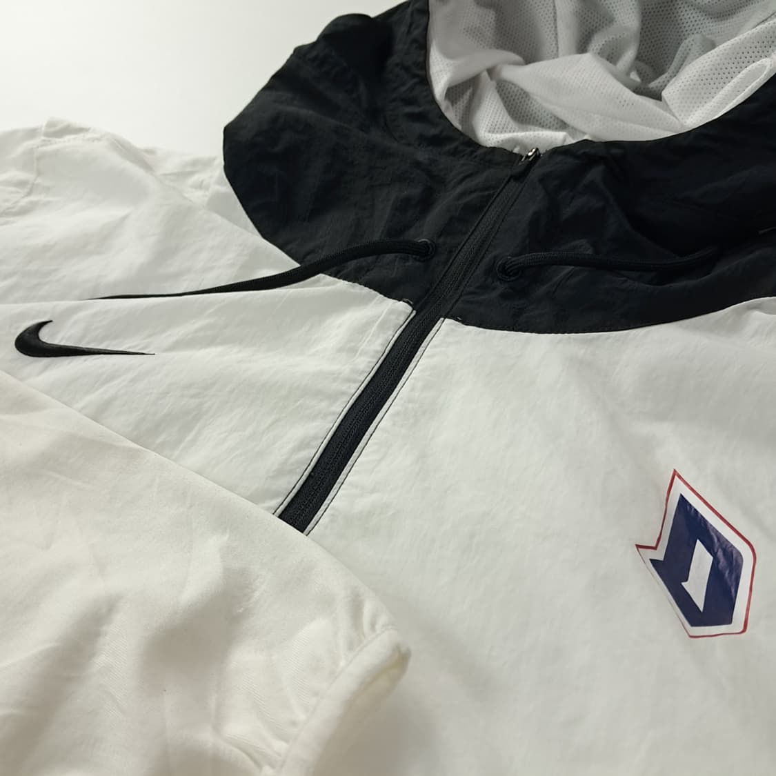 CK190 L 나이키 듀크대학교 화이트 바람막이 후드 아노락 상품이미지5