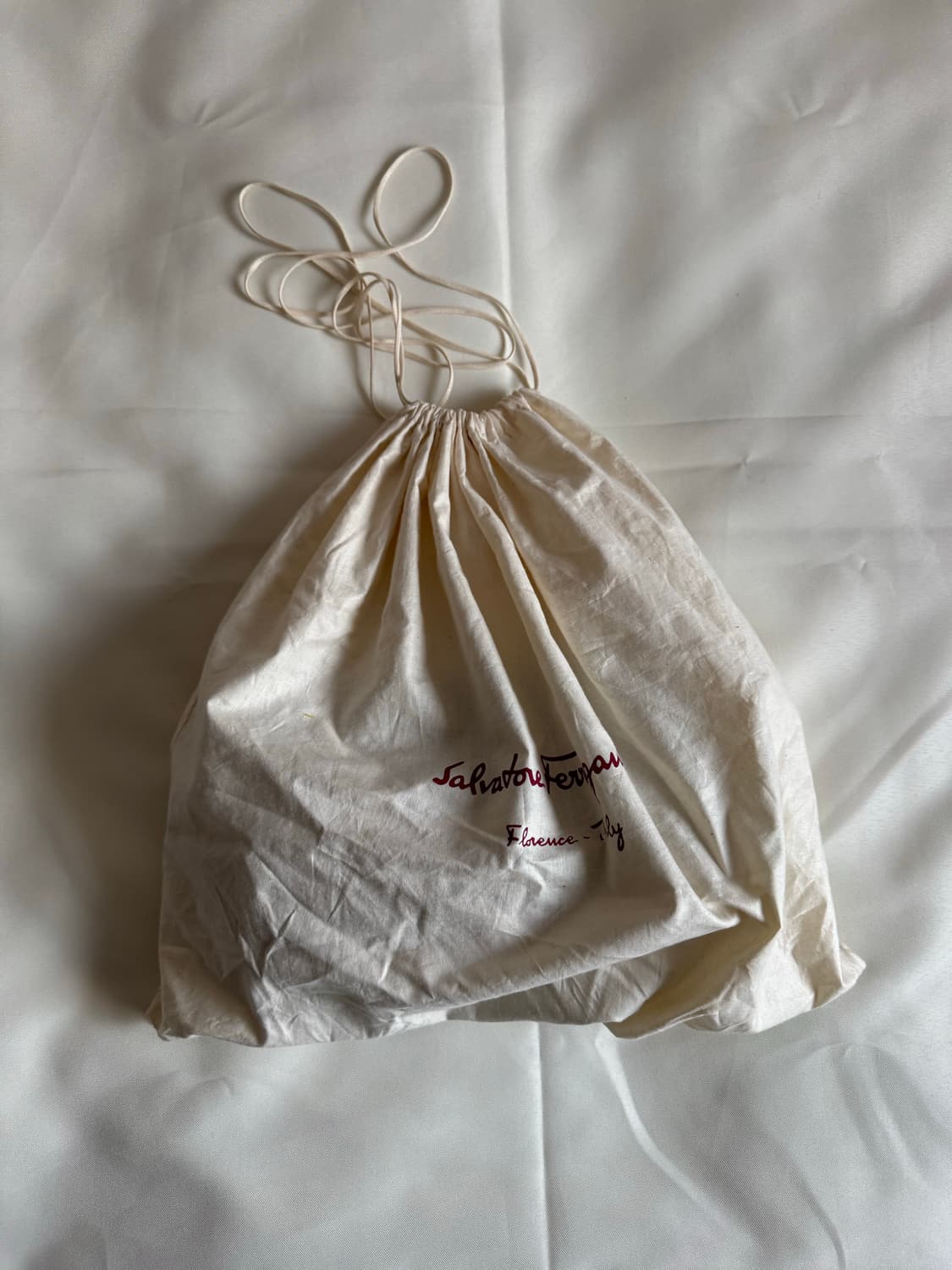 페라가모 간치니 로리 숄더백 상품이미지5