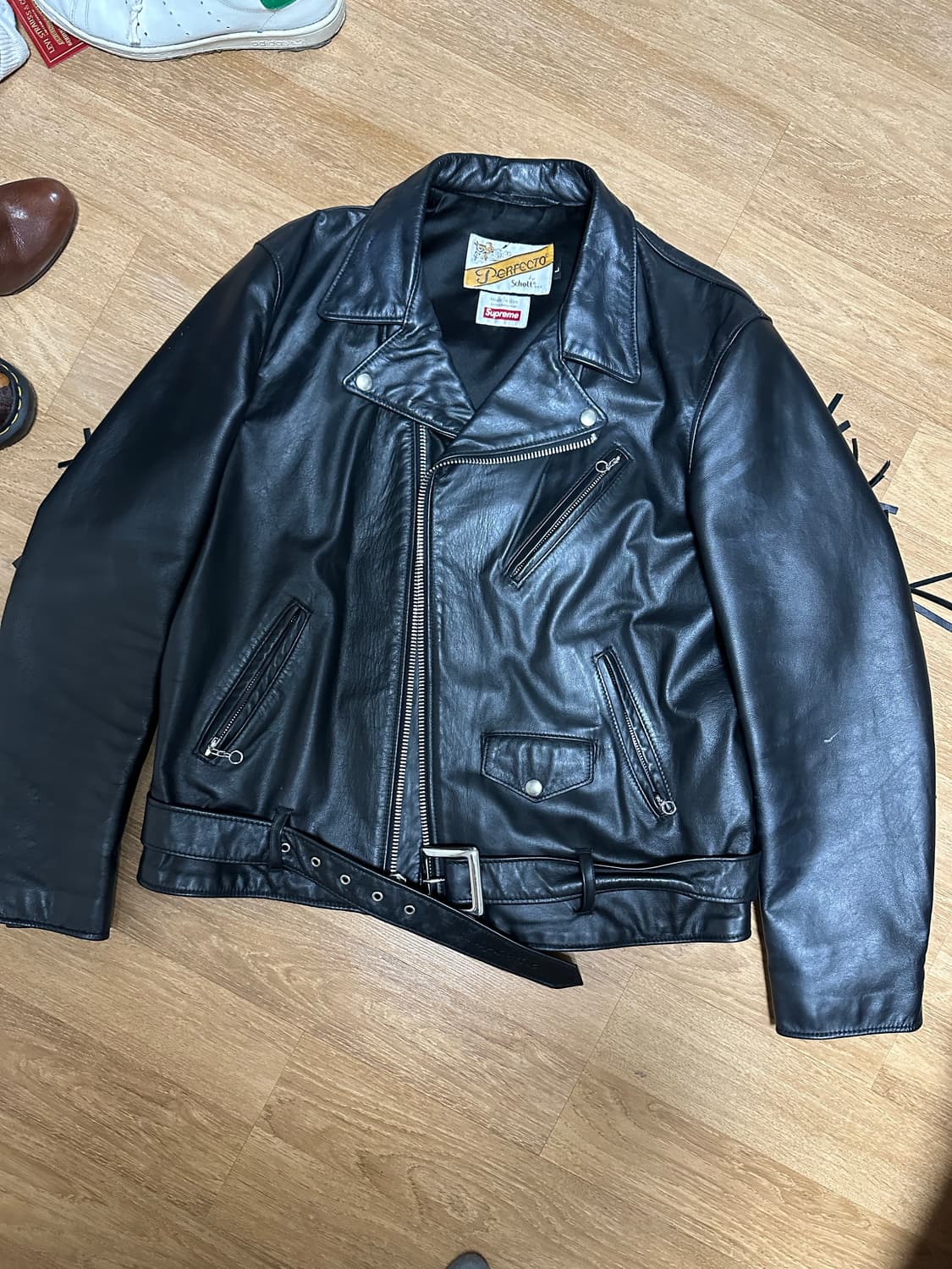 슈프림 x 쇼트  테슬 퍼팩토 L 상품이미지2