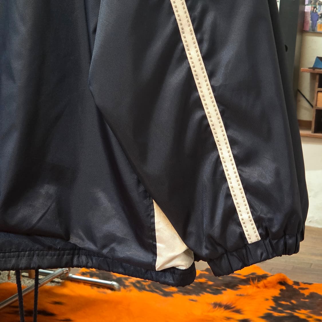 JPN 챔피온 네비이 사이드 라인 바람막이 자켓 상품이미지7