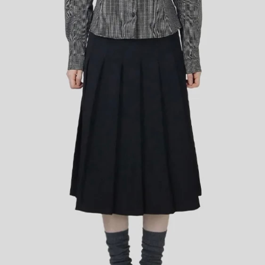 플리츠 뒷밴딩 미디 스커트 블랙 상품이미지1