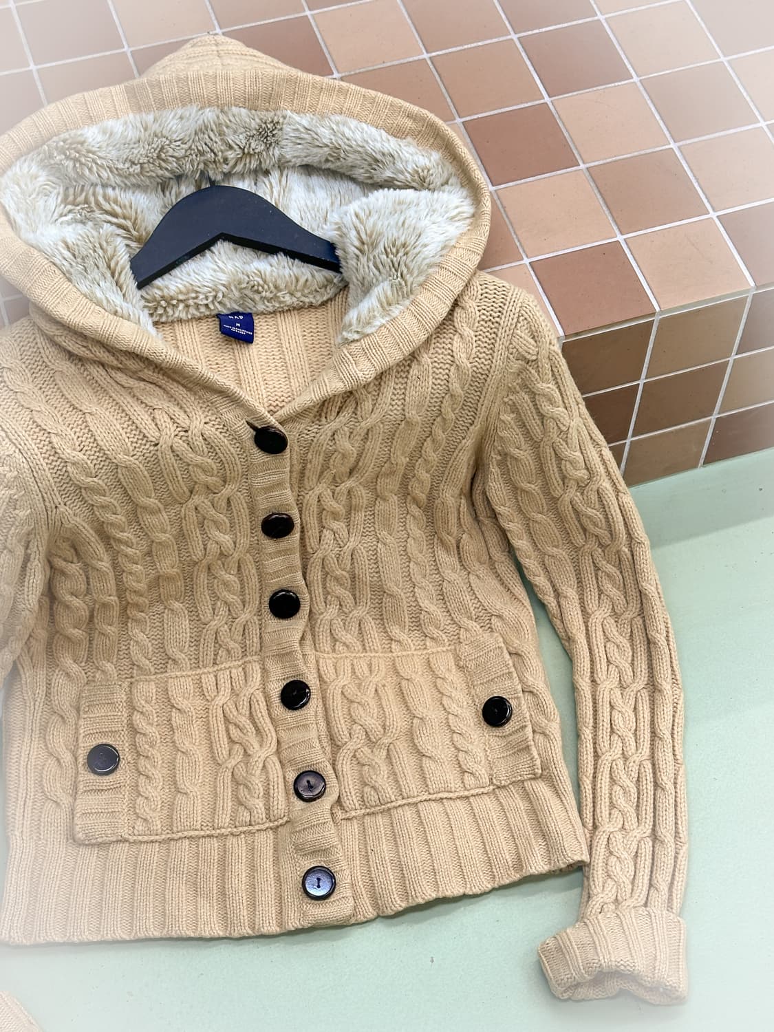 gap beige cable knit hd cardigan 상품이미지2