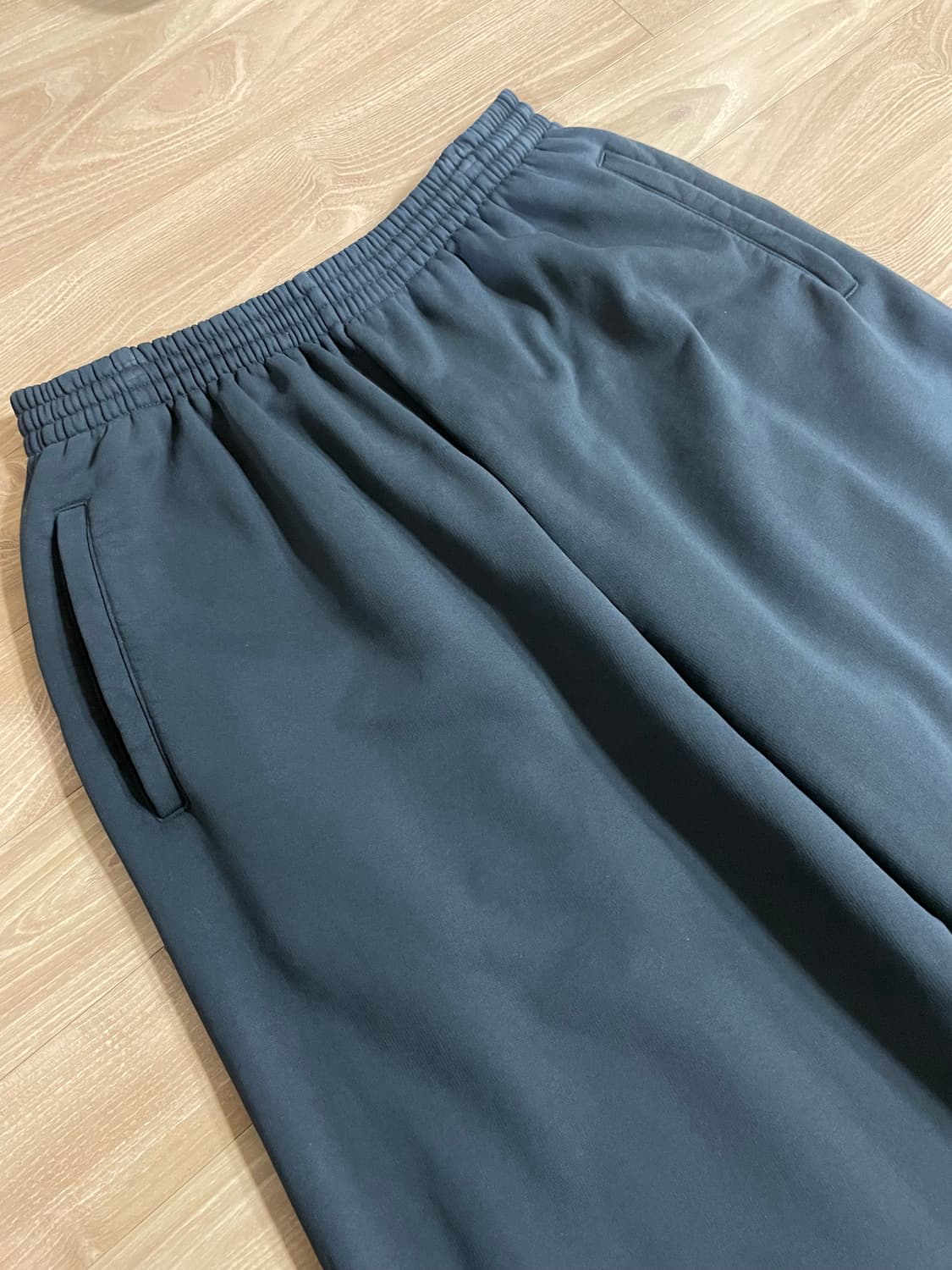 (M) 발렌시아가 X 언더아머 배기 스웻팬츠 상품이미지2