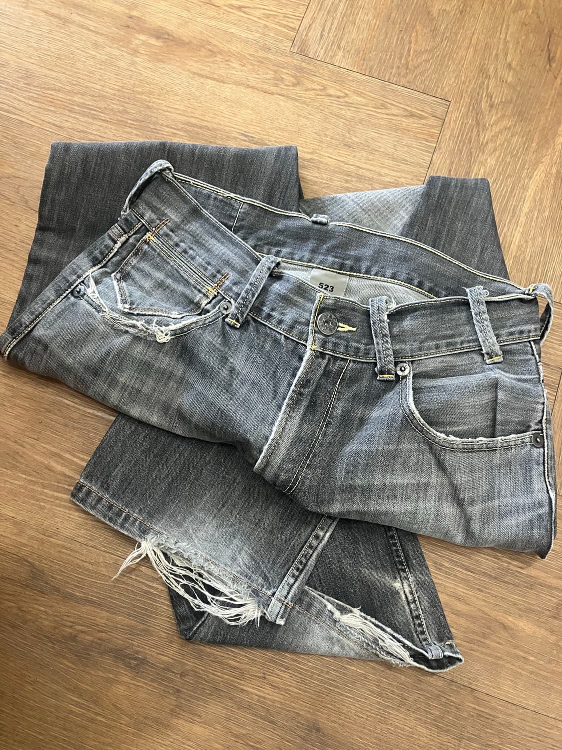 N270 리바이스 523 데님팬츠 그레이 상품이미지1