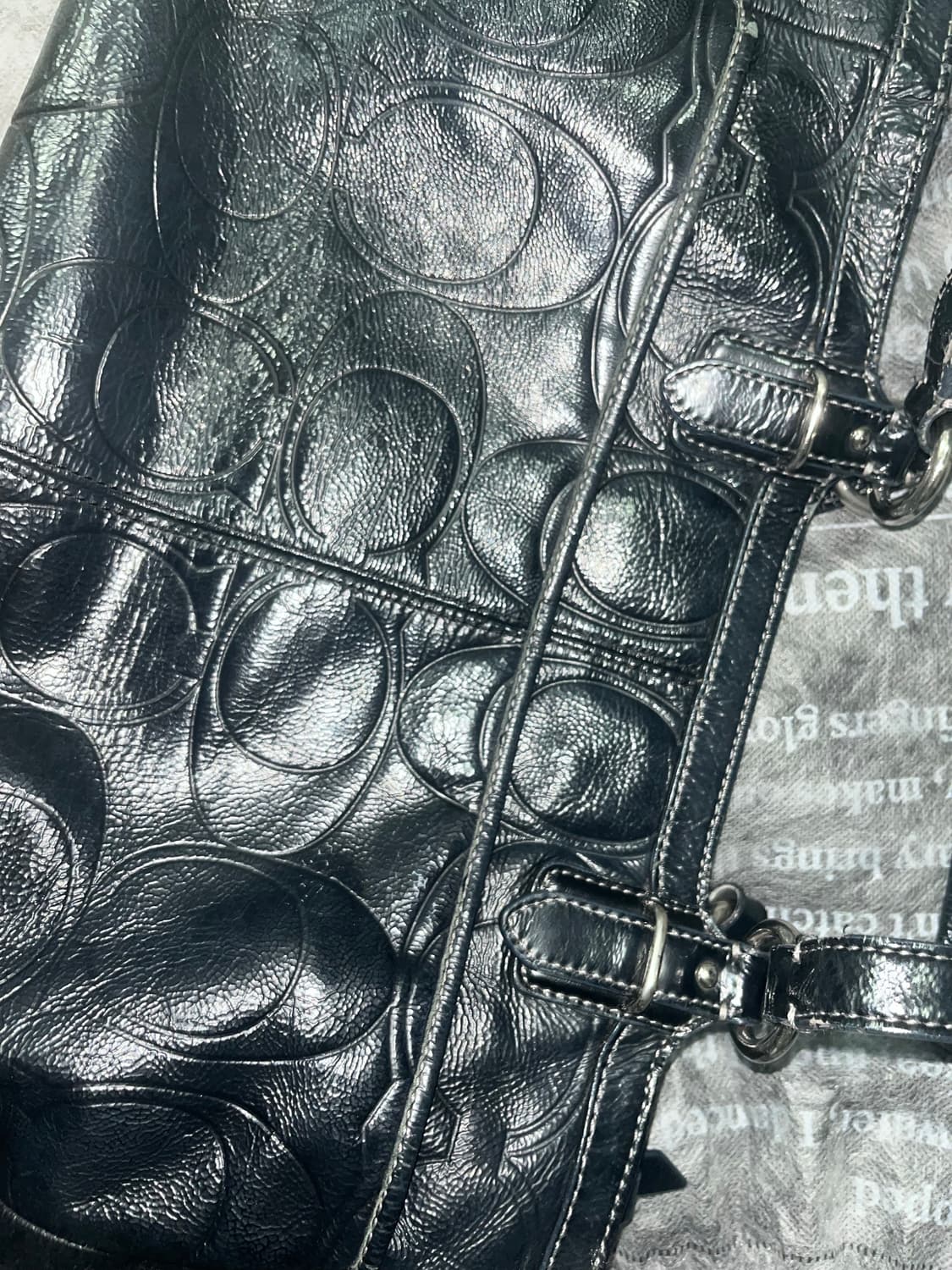 coach 시그니처 토트백 emboss 상품이미지2