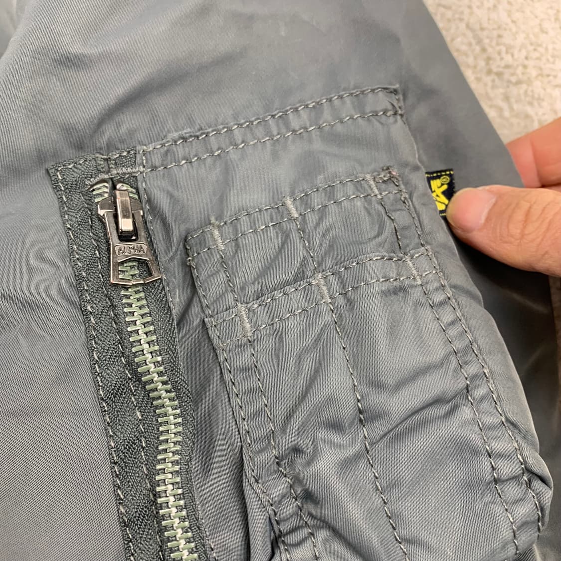 알파인더스트리 ma-1 항공점퍼 건메탈 상품이미지3