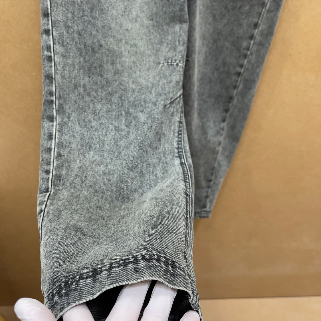 미스치프 롬버스 슬라우치 워시드 진 상품이미지10