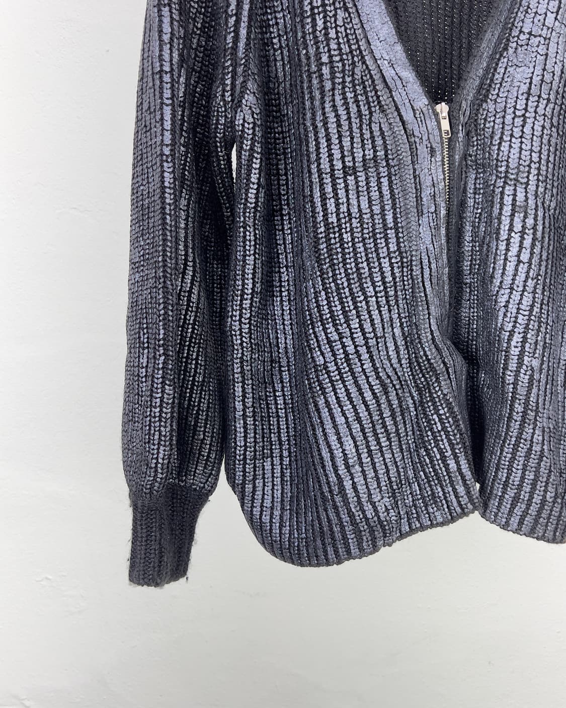 알렉산더 왕 블루 블랙 코티드 히든 포켓 시머 니트 가디건 상품이미지4