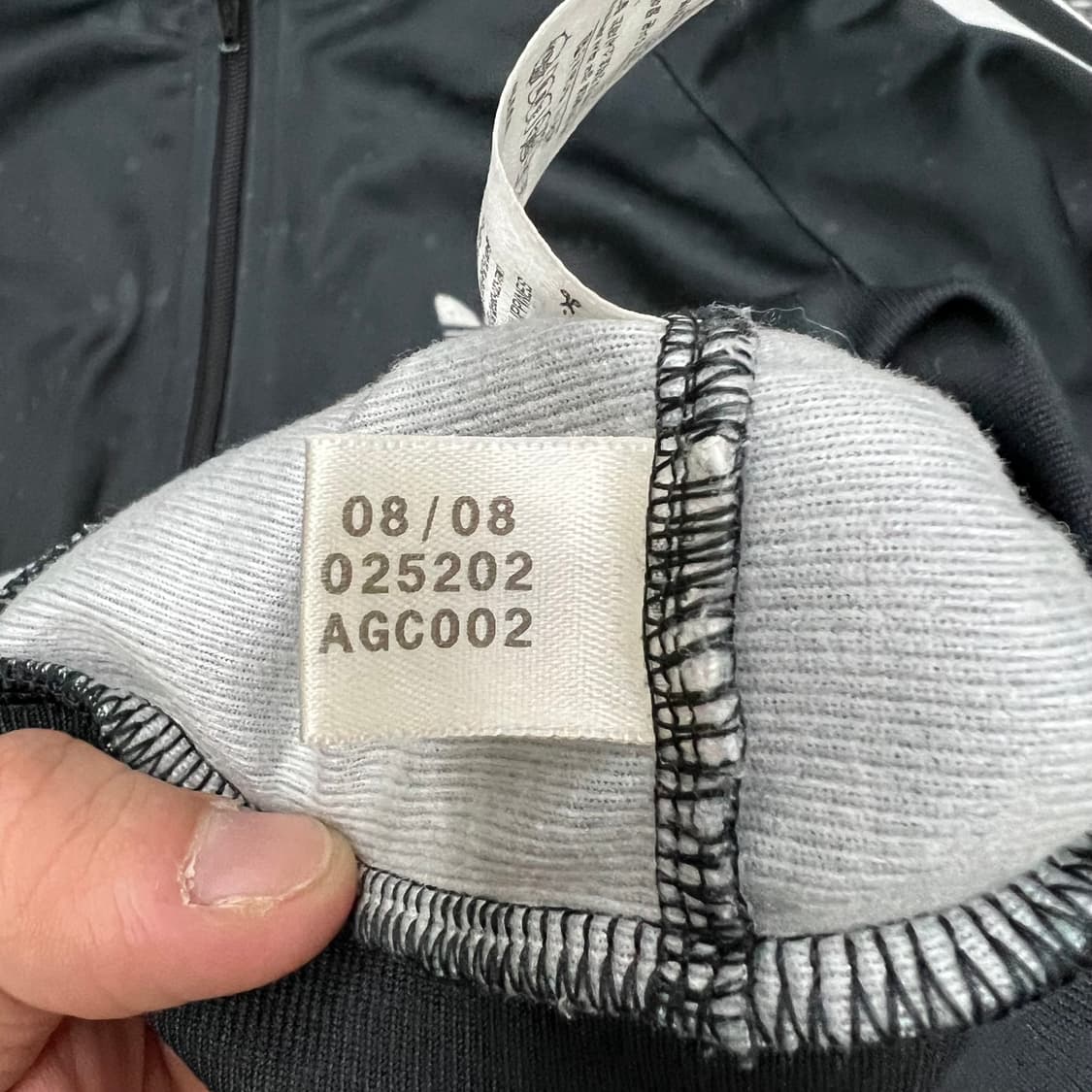 아디다스 블랙 로고패턴 져지 95 상품이미지3