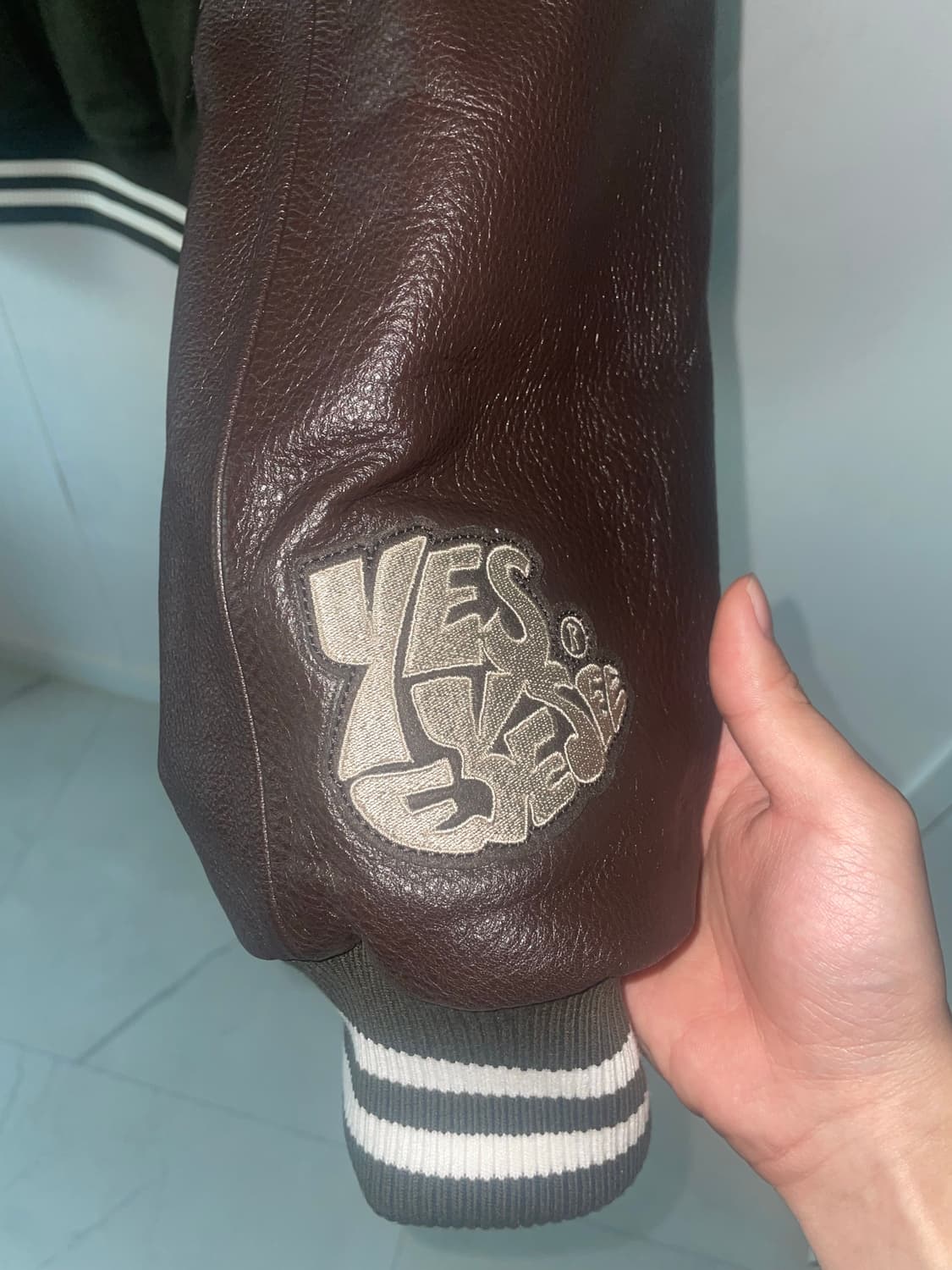 예스아이씨 Mobile Varsity Jacket Olive  상품이미지6