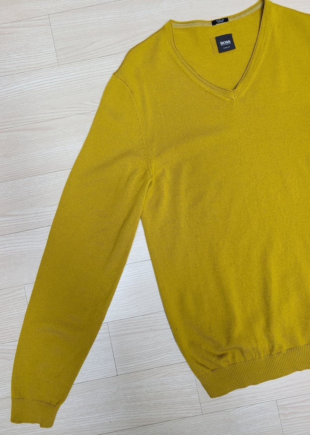 정품 휴고보스  니트 상품이미지4