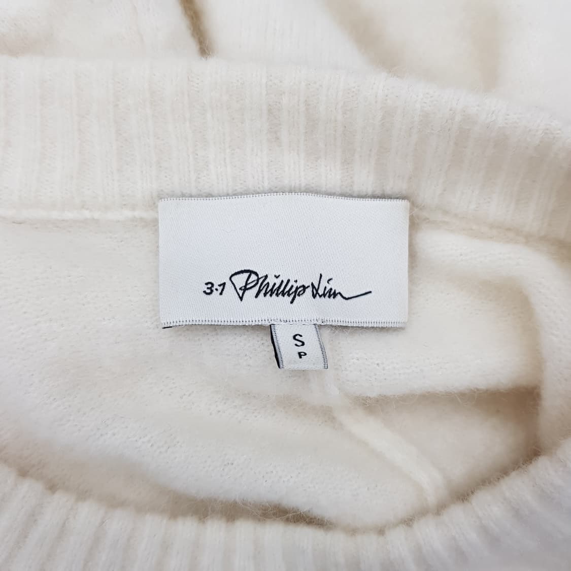 3.1필립림 Phillip Lim 펄 버튼 장식 크림 니트 S사이즈 상품이미지7
