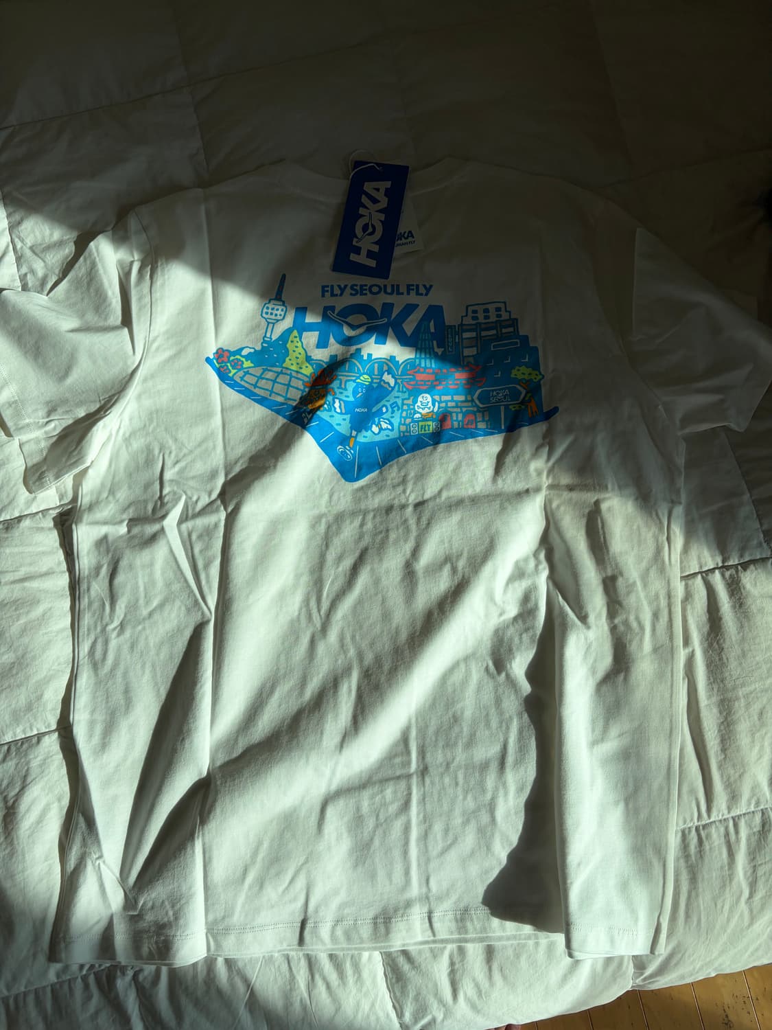 HOKA 서울 에디션 반팔티 L 상품이미지2