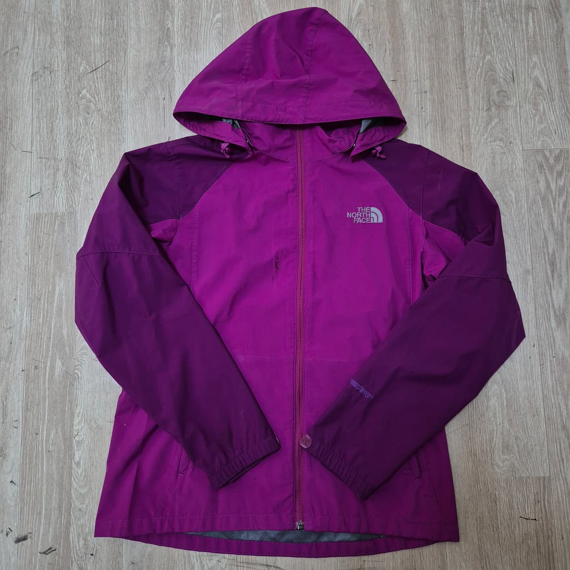 노스페이스 여성 윈드스토퍼 후드 바람막이 자켓 L(90) 상품이미지1