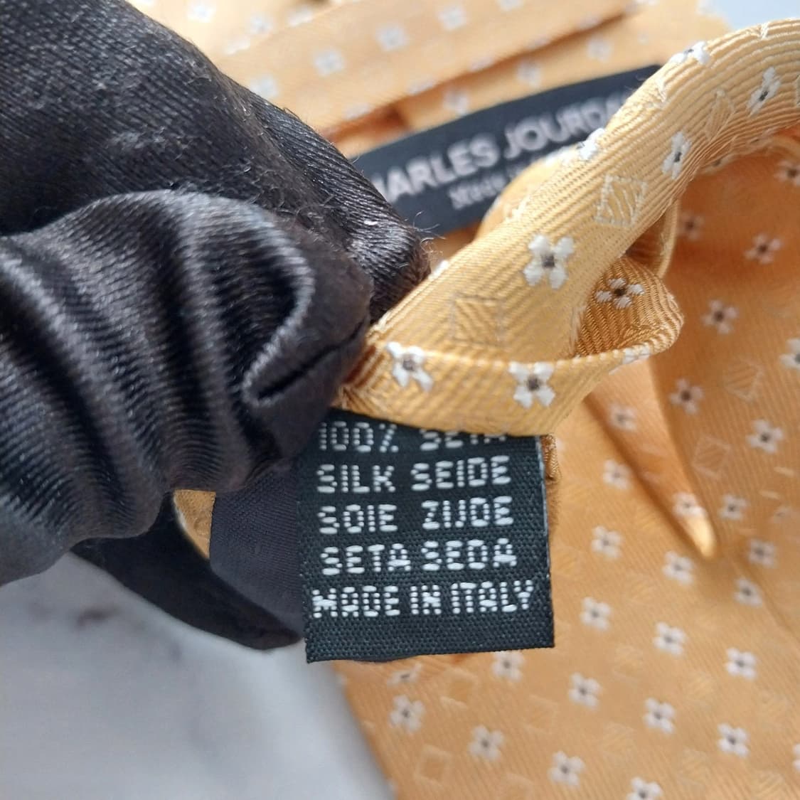 샤를주르당 실크 옐로우 플라워 자수 넥타이 9.5cm A등급 K1433
 상품이미지10