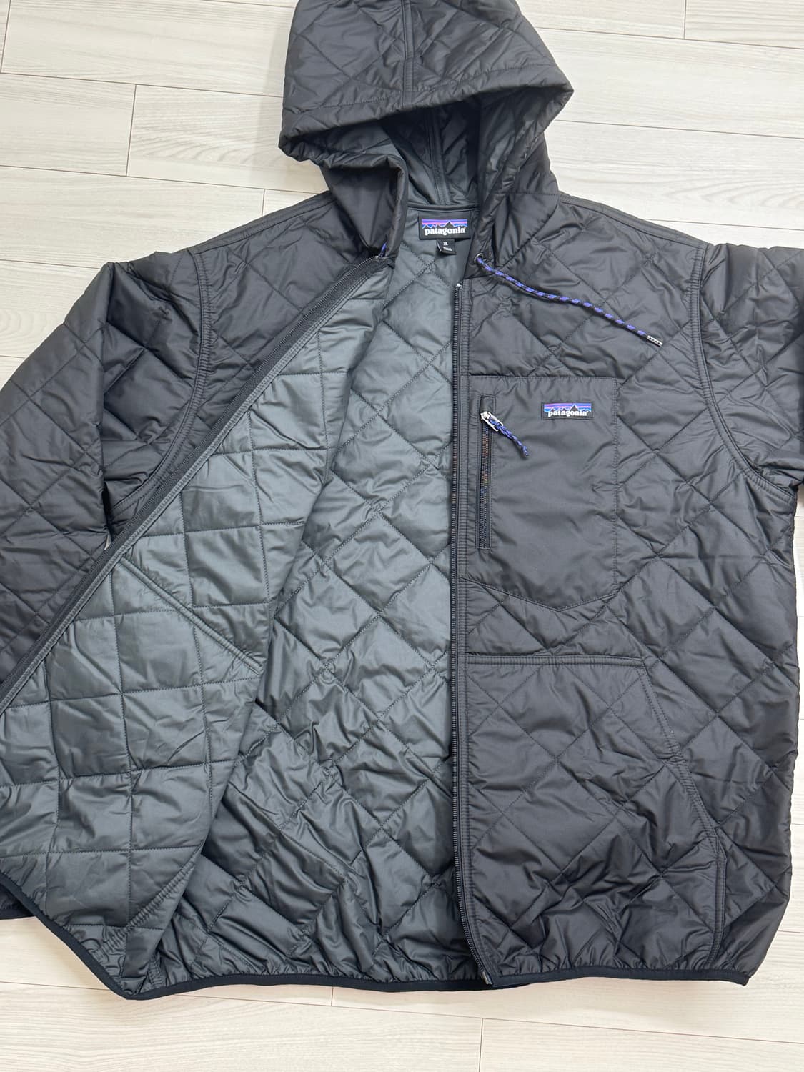파타고니아 경량패딩 퀼티드 보머 후드 XL 상품이미지6