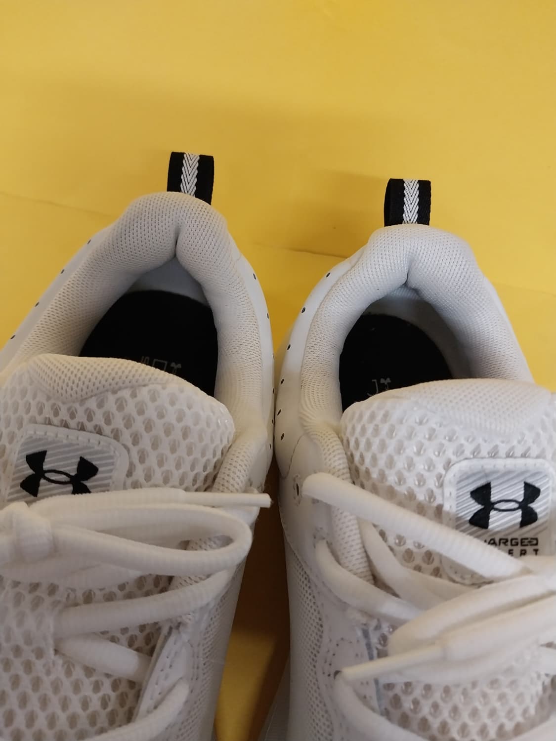 남성 언더아머 UA 차지드 어서트 10 런닝화, 운동화 (280) 상품이미지5