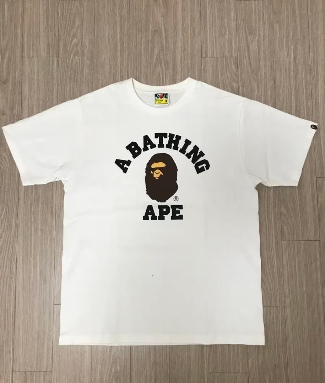 베이프 반팔 M 화이트 상품이미지1