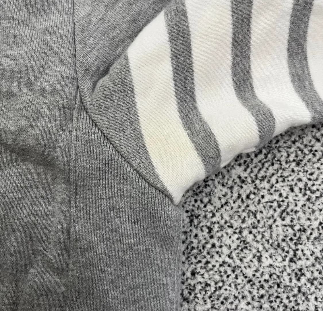 톰브라운 맨투맨 2사이즈 상품이미지3