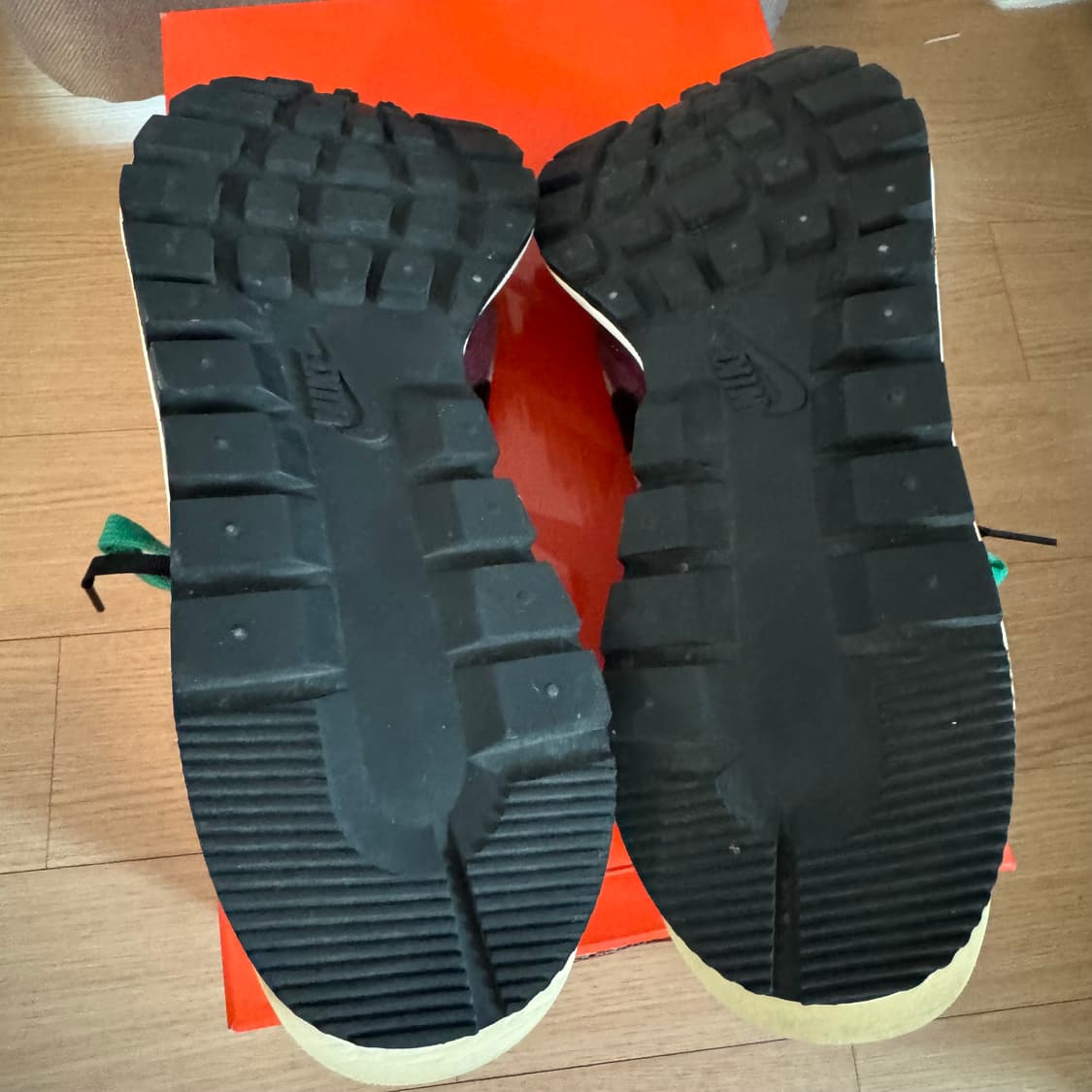 나이키 사카이 베이퍼와플 버건디 255사이즈 판매 상품이미지7