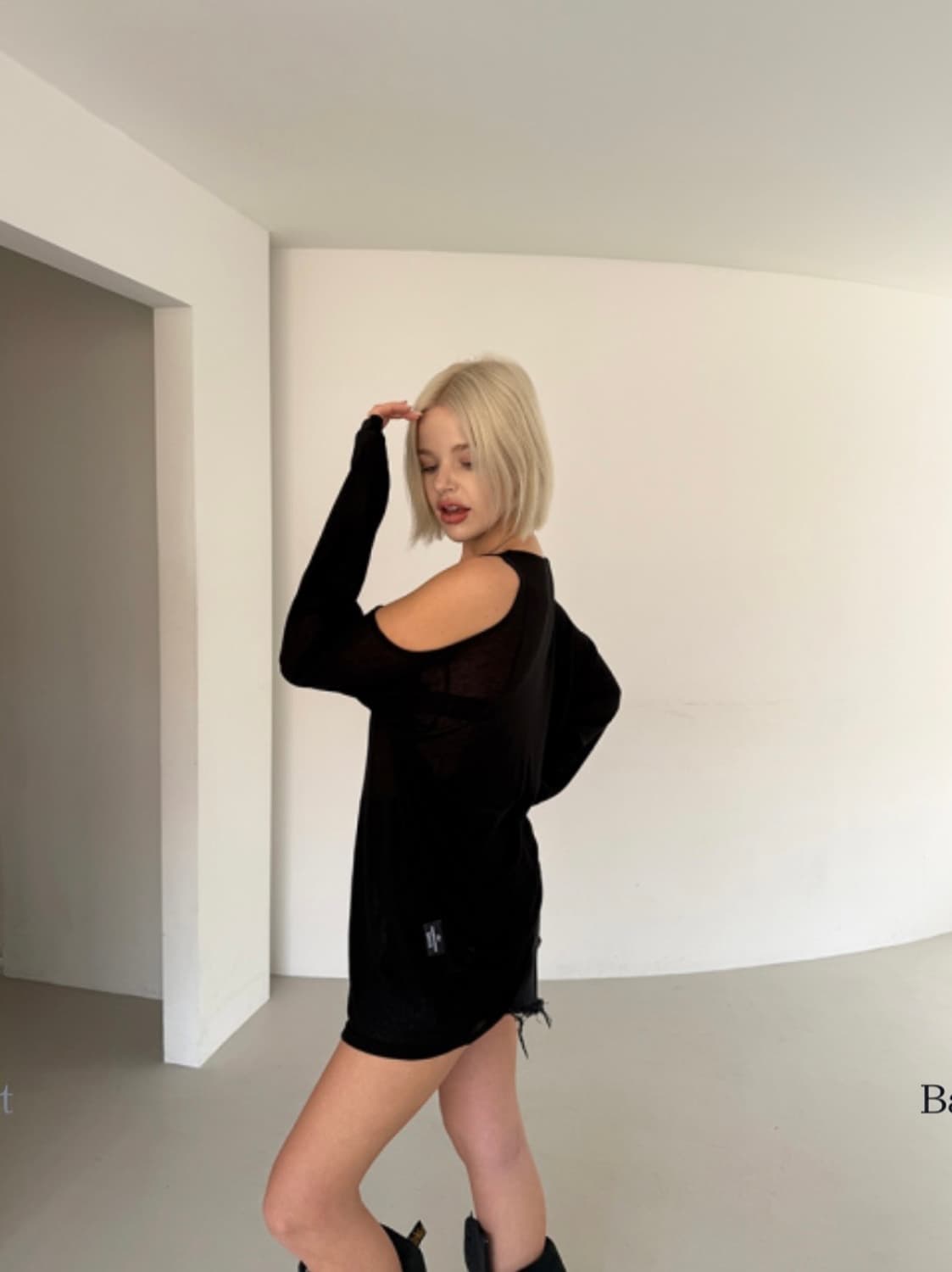 더미스테리어스호텔 숄더 홀 슬리브 상품이미지4