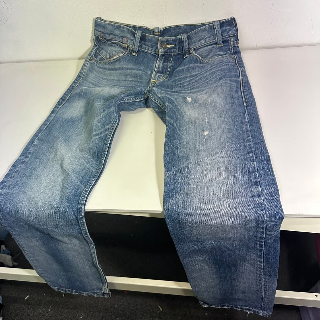 L 리바이스601 스트레이트핏 워시드 데님팬츠 상품이미지5