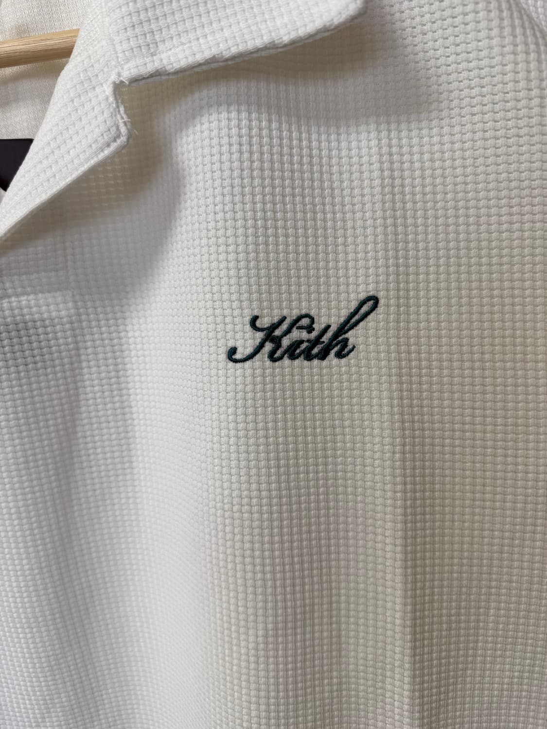 키스 KITH 라운딩 티셔츠 상품이미지3