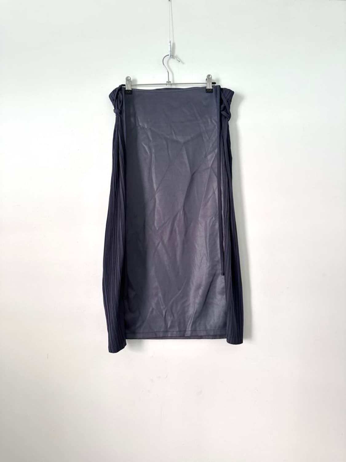 Leather & pleats mix skirt / grey 상품이미지5