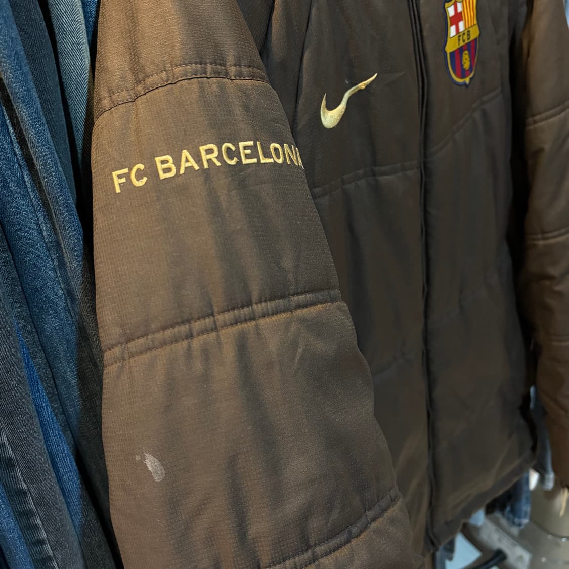 나이키 fc 바르셀로나 브라운 패딩 상품이미지5