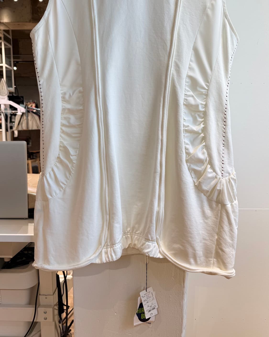 히로코 코시노 화이트 베스트 자켓  상품이미지7