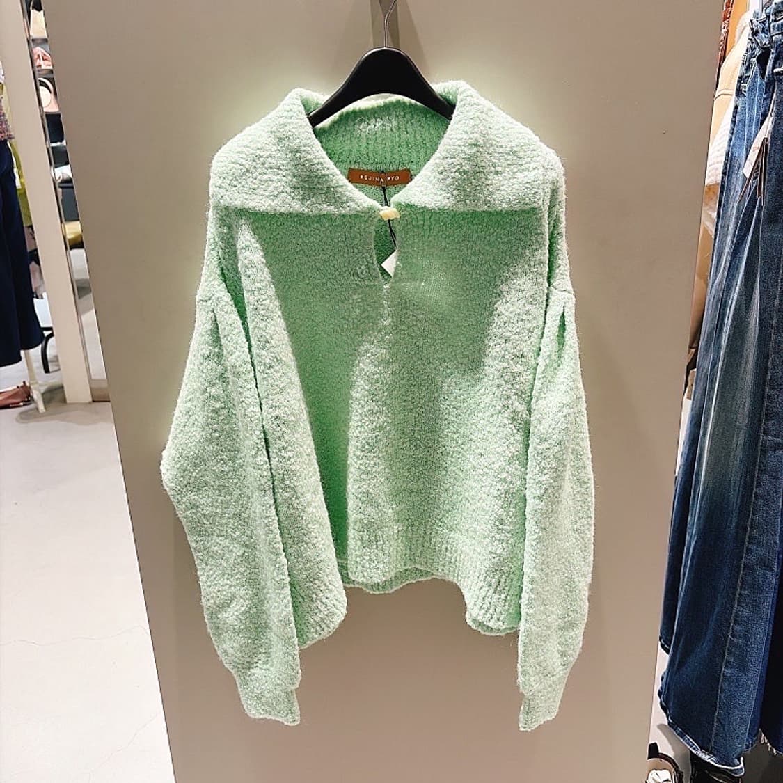 (정품/새상품) 레지나 표 여성 민트 부클 알파카 니트 상품이미지1