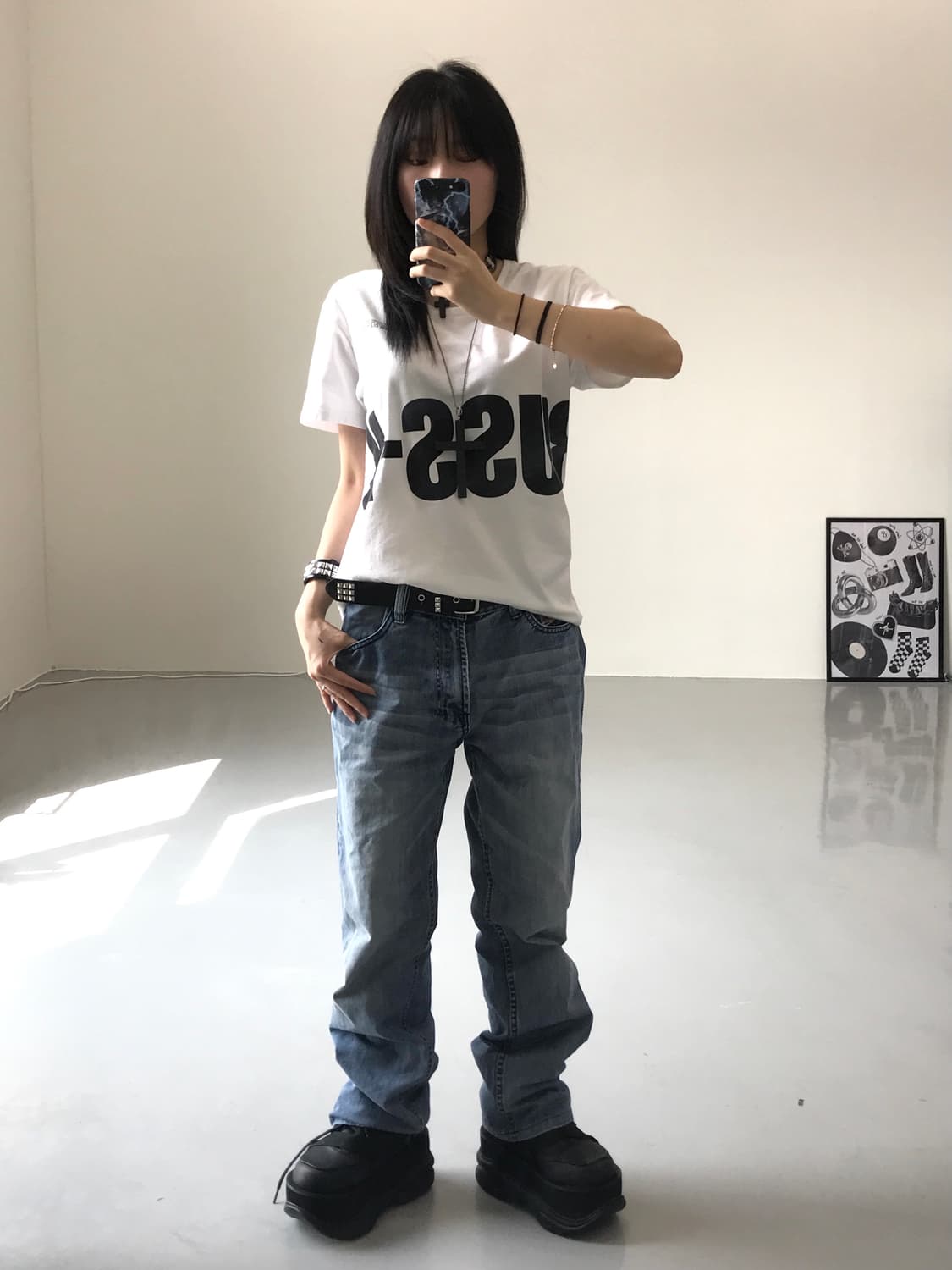 RUSS.K 프린팅 화이트 반팔 상품이미지2