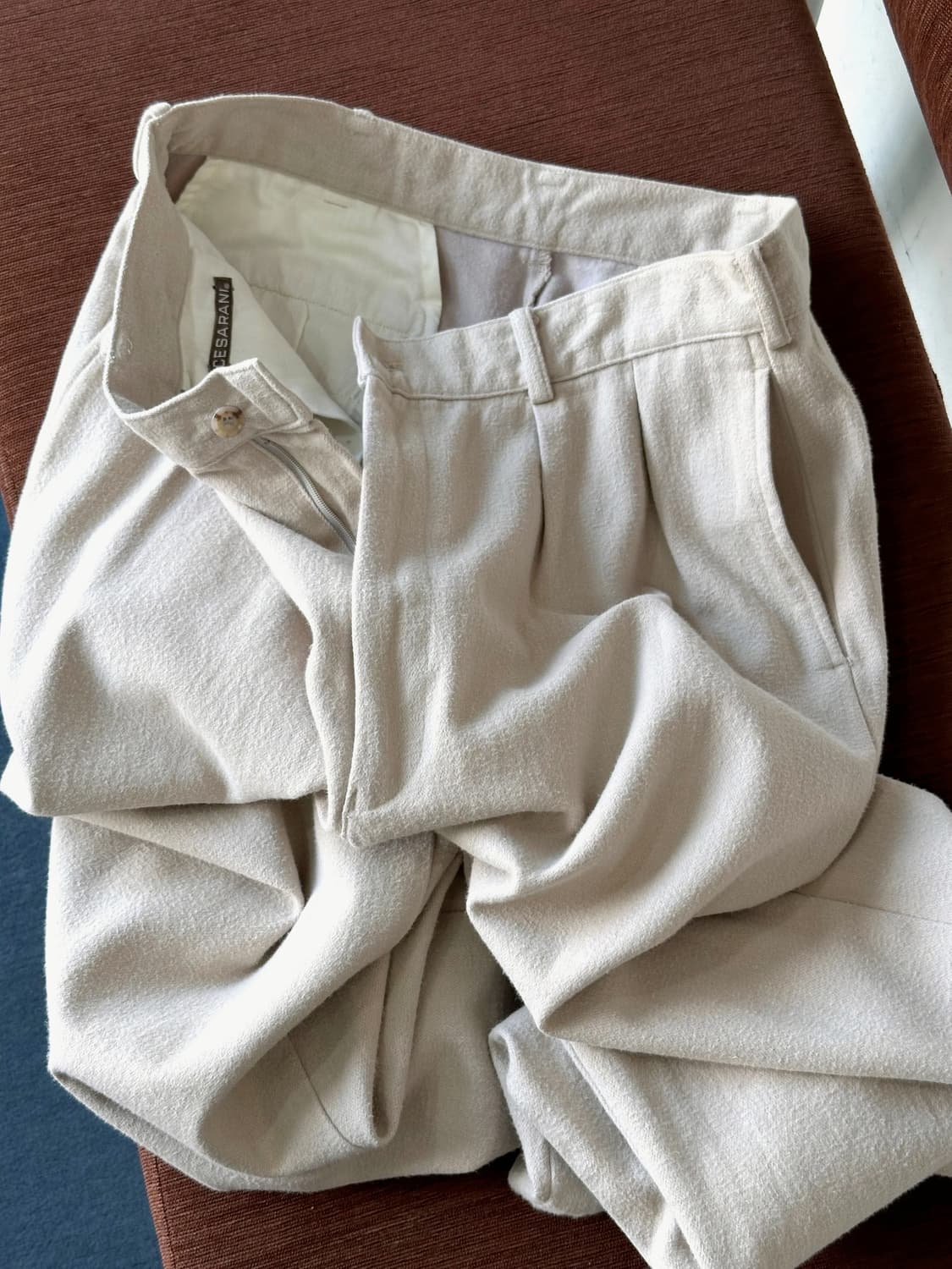 Brushed wool cotton two tuck wide pants 상품이미지1