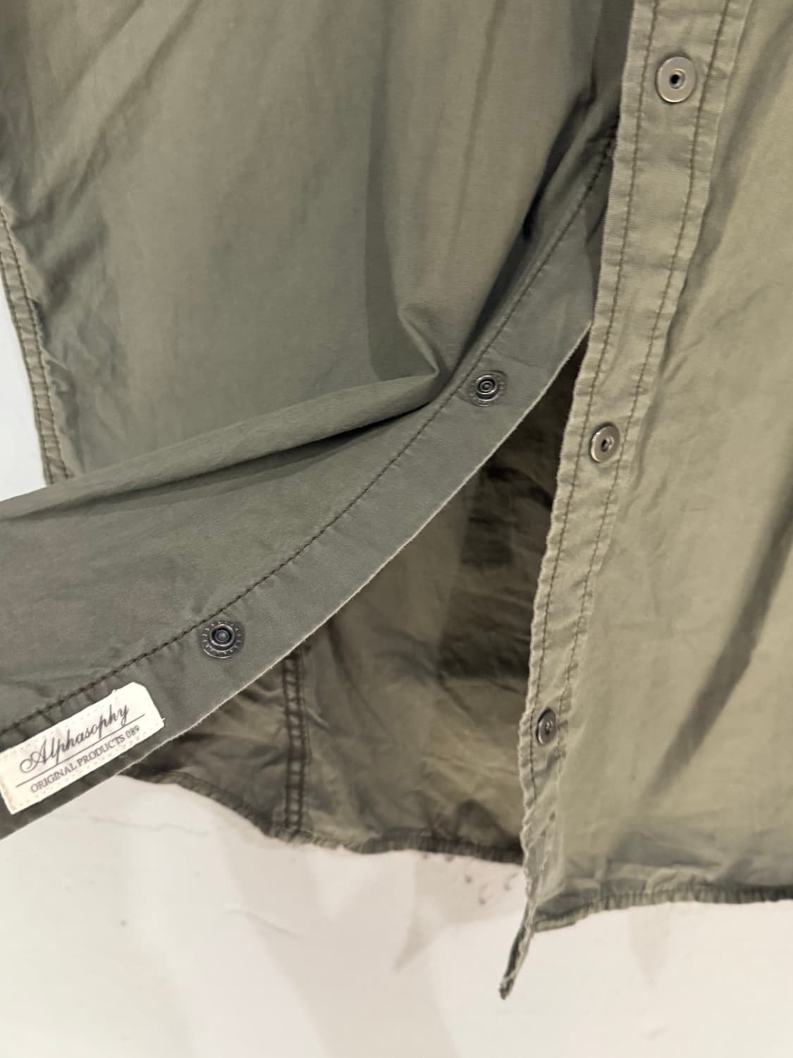 2-pocket detail khaki shirt 상품이미지8