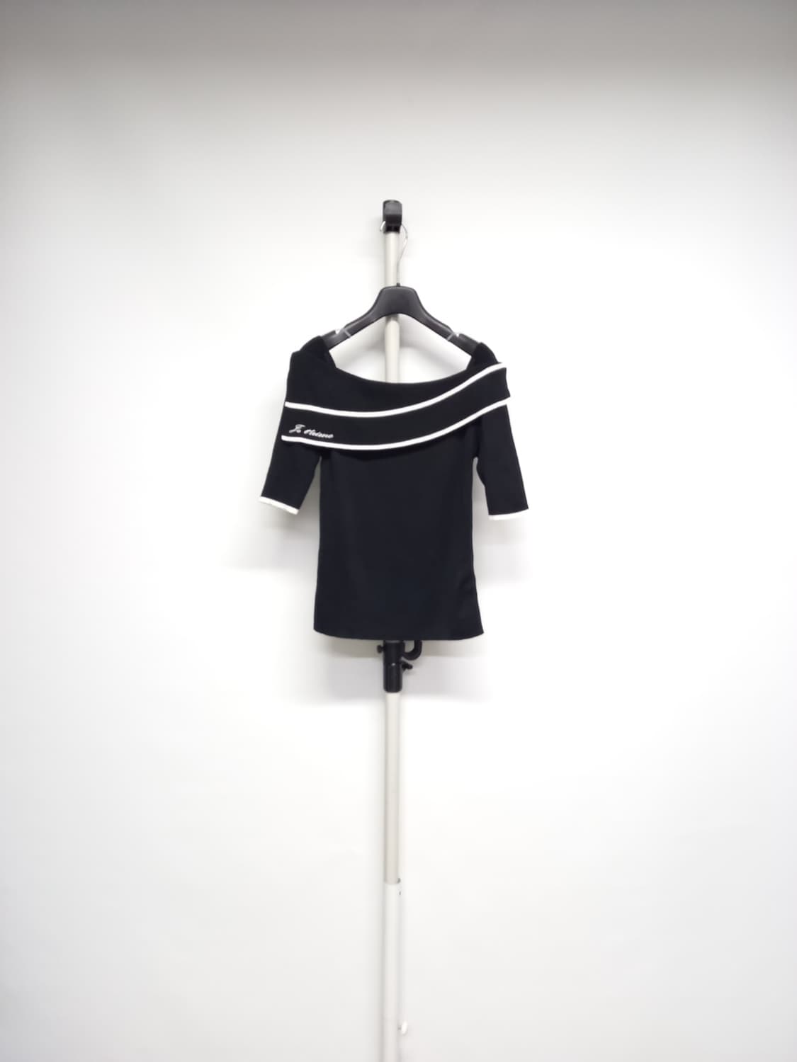 새 에고이스트 춘하 오프숄더형 니트블라우스 66 상품이미지1