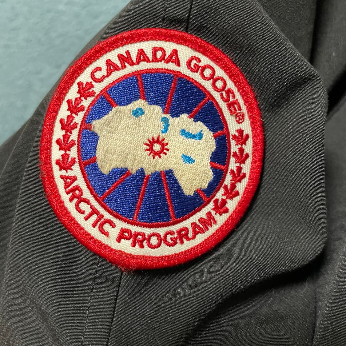 정품 S) 캐나다구스 칠리왁 숏 패딩 100 상품이미지4