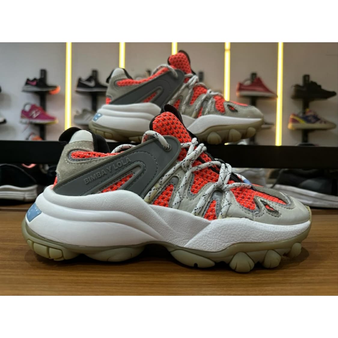 Bimba y lola 빔바이롤라 오렌지 청키 스니커즈 상품이미지2