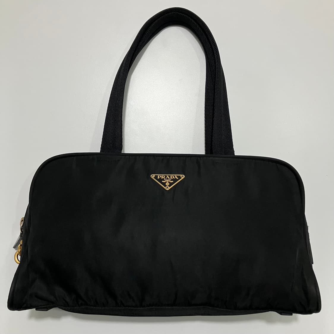 [정품] 프라다 포코노 나일론 자물쇠 숄더백 토트백 상품이미지1