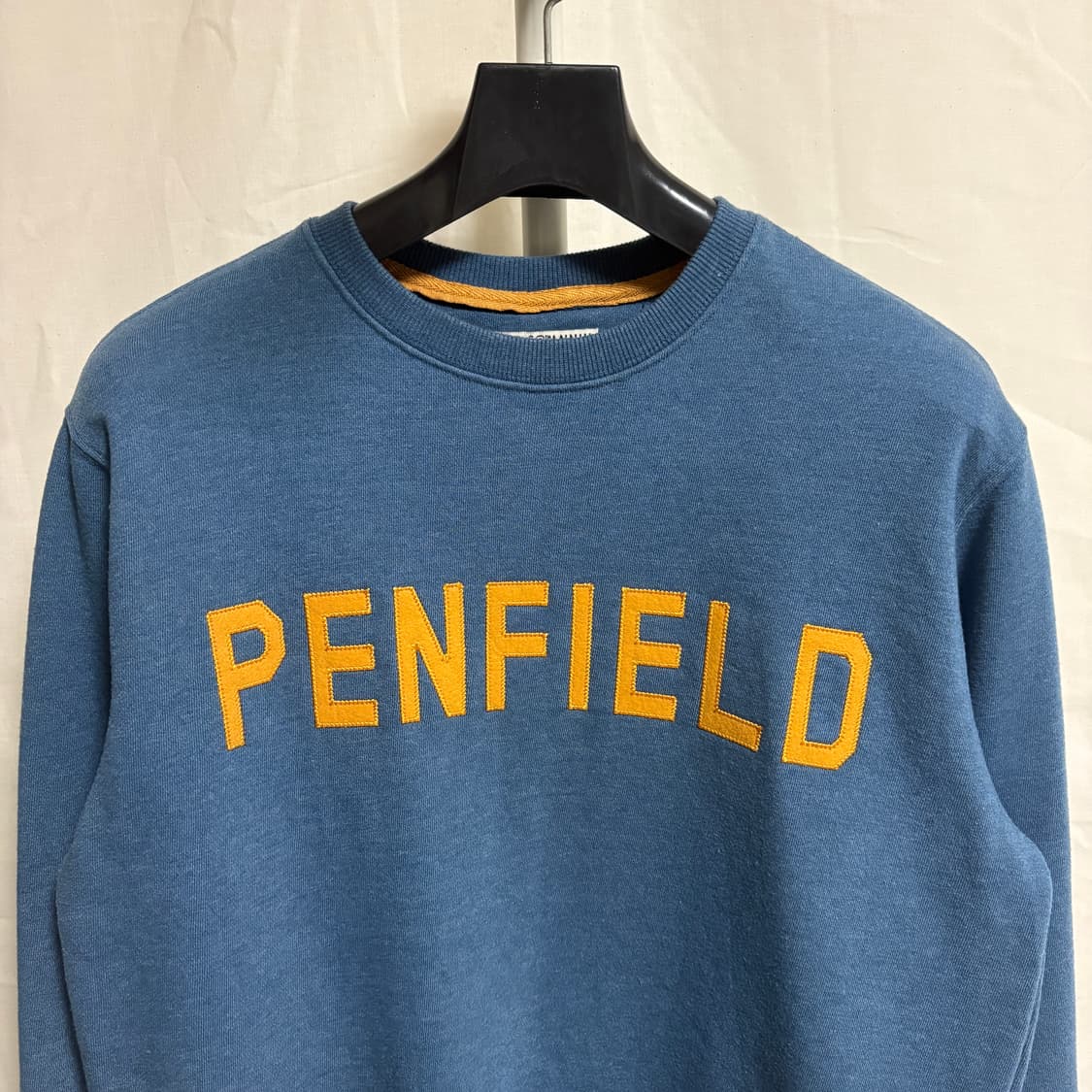 펜필드 40주년 아웃라인 로고 맨투맨 스웻셔츠 / 블루, M 상품이미지2