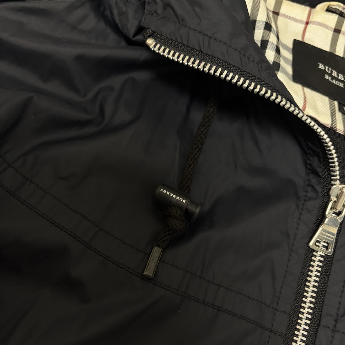 버버리 블랙 바람막이 봄 자켓 상품이미지6