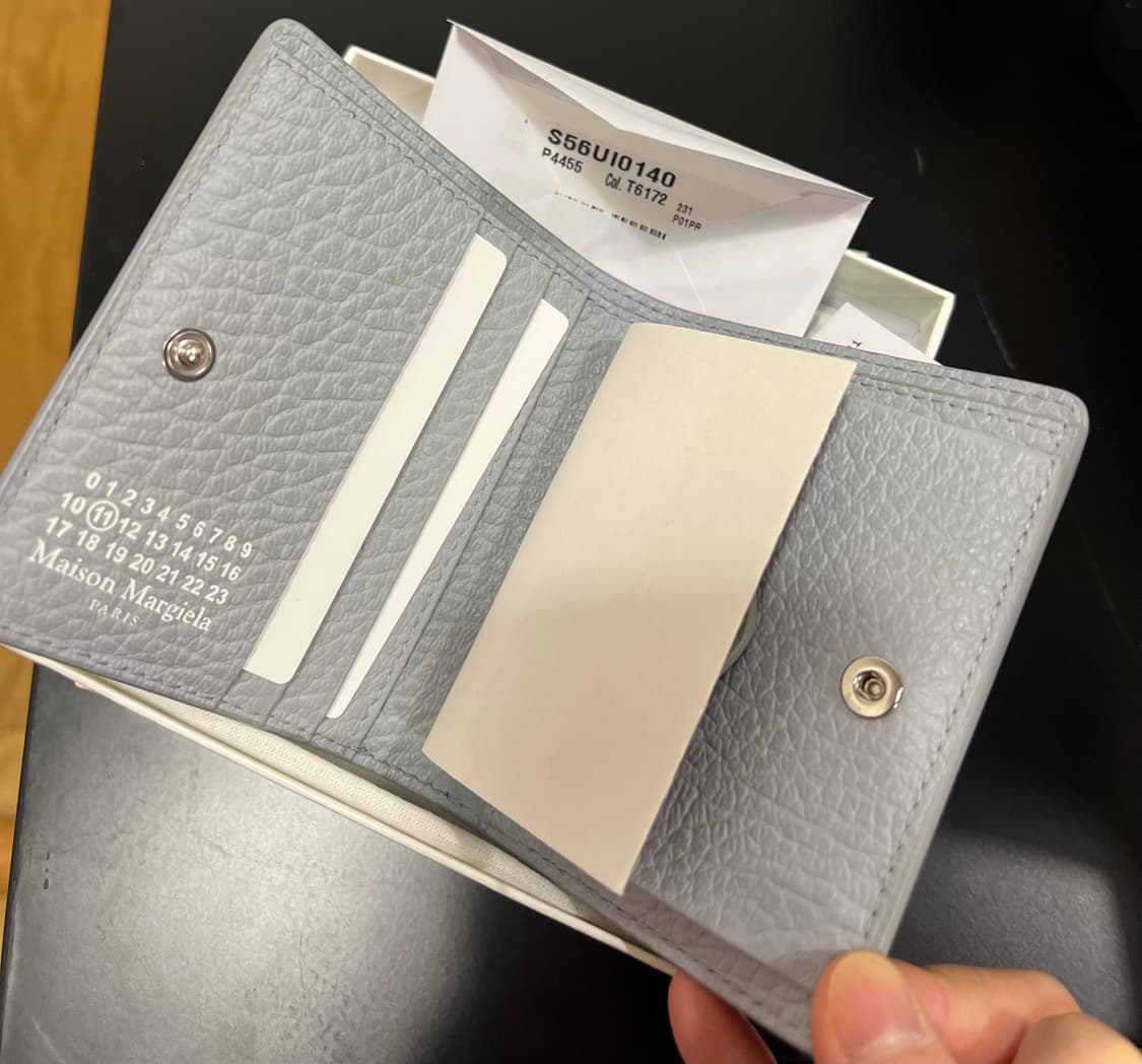 메종마르지엘라 반지갑 새상품 팝니다 상품이미지3