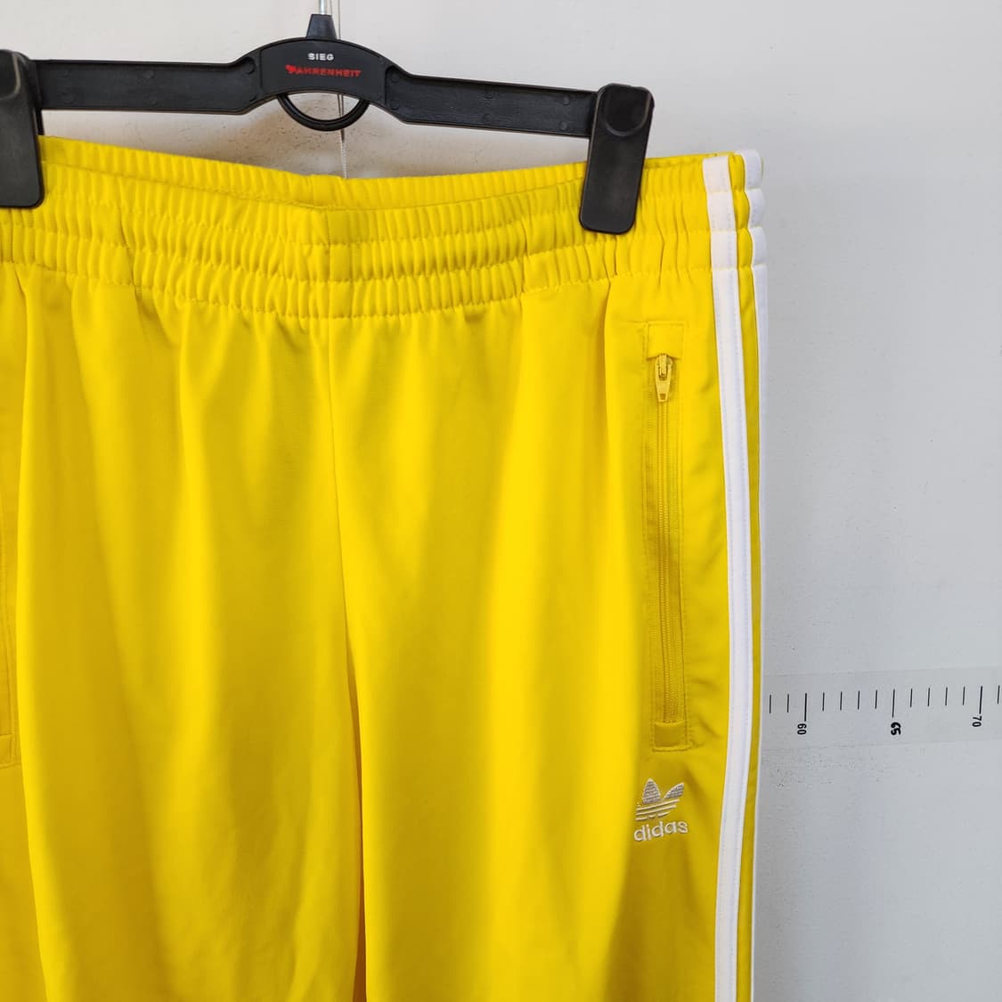 아디다스 옐로우 트레이닝 바지 상품이미지2